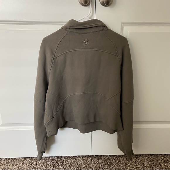 SOLD NWOT lululemon scuba oversized funnel half zip - Picture 6 of 9